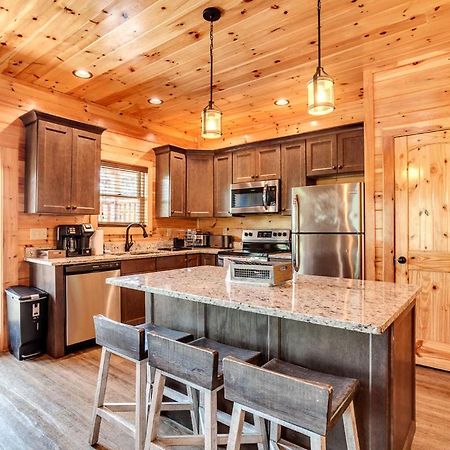 Gatlinburg Cabin With Private Hot Tub By Staycating Exteriér fotografie